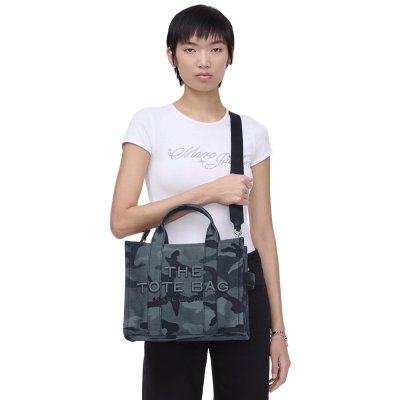 THE CAMO JACQUARD MEDIUM TOTE BAG